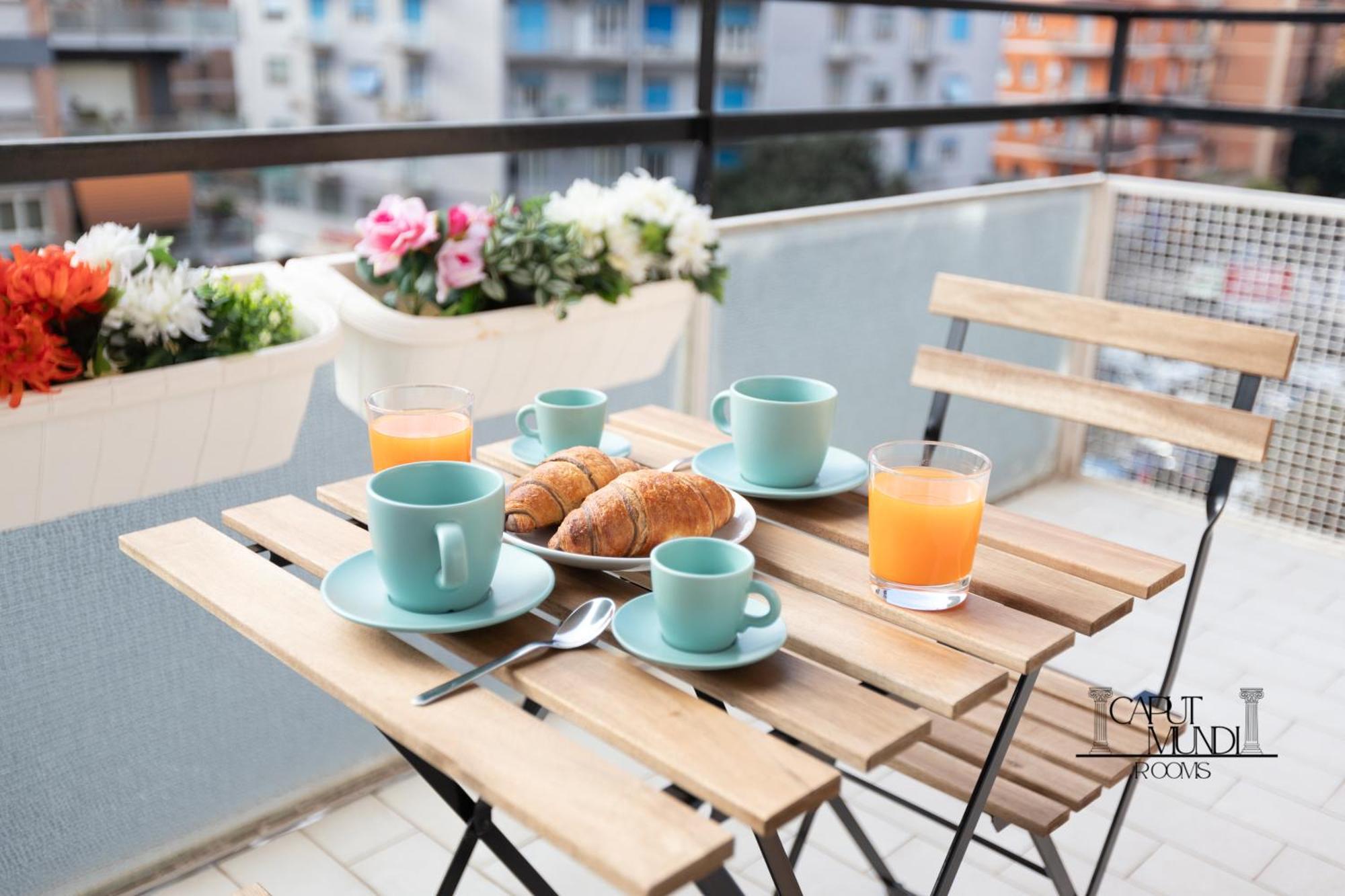 Caput Mundi Rooms - 100Mt To Metro A, Terrace, A-C, 15 Min To Center 罗马 外观 照片